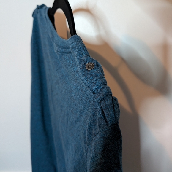 Lion's Crest by English Laundry Embroidered Logo long sleeve - Picture 7 of 10